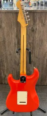 Fender - Player II Stratocaster, Rosewood Fingerboard - Coral Red 2